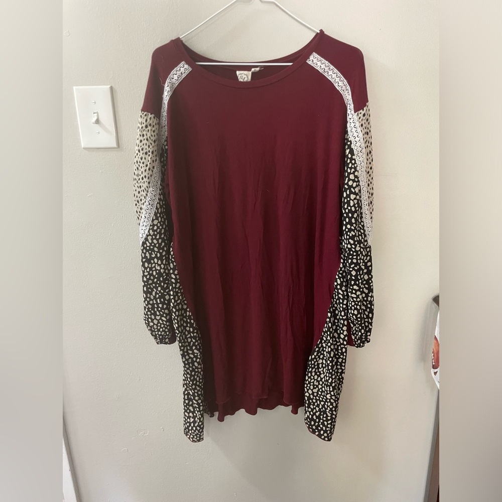 Women’s Small Maroon Tunic Dress with patterned sleeves by Grace & Emma Tote9